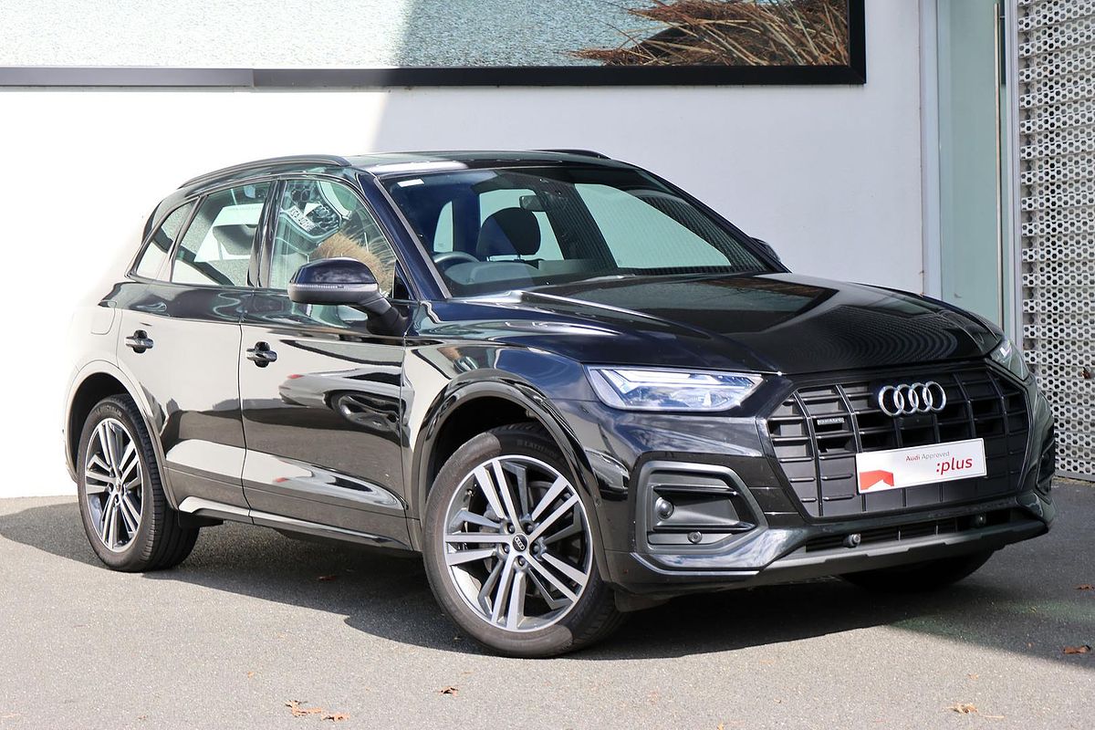 2022 Audi Q5 45 TFSI Sport FY