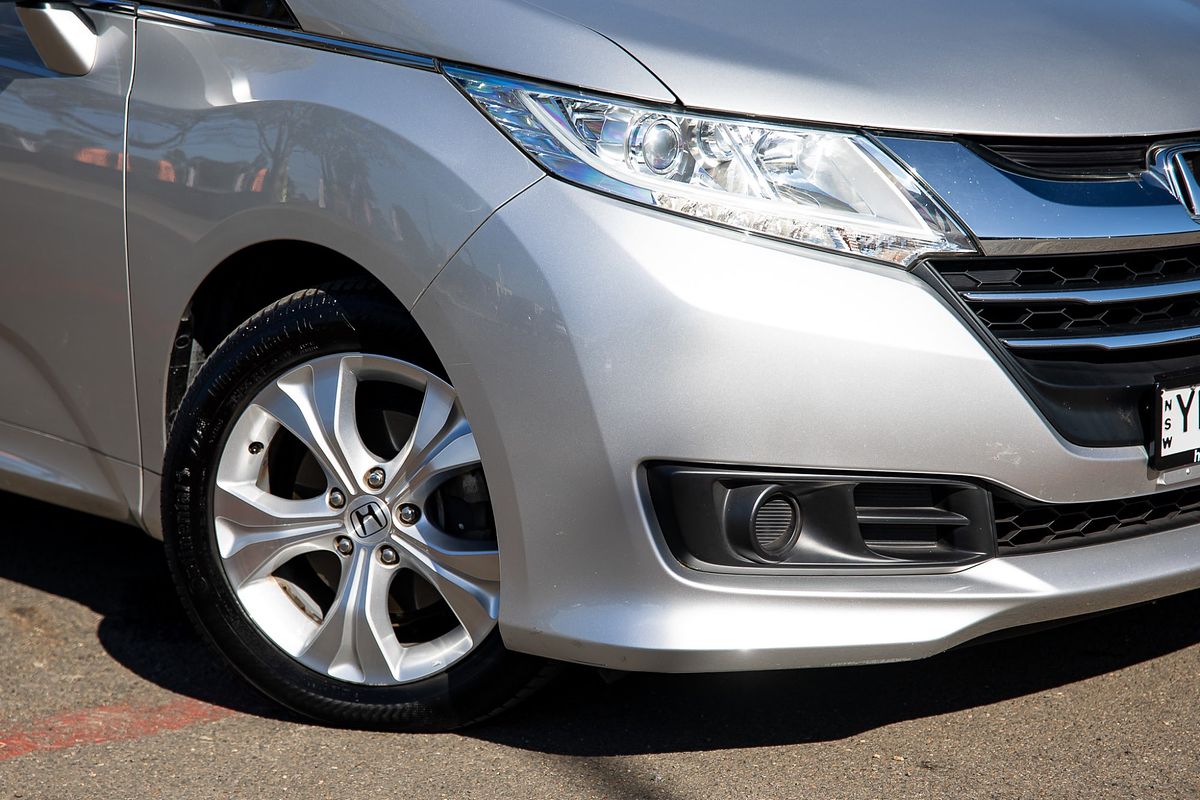 2016 Honda Odyssey VTi 5th Gen