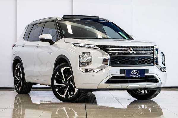 2023 Mitsubishi Outlander PHEV Exceed Tourer ZM