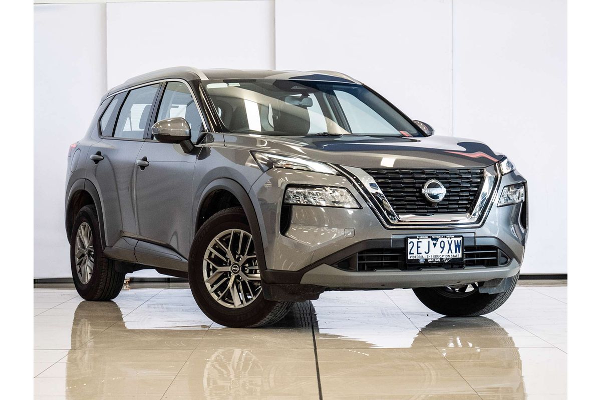 2024 Nissan X-TRAIL ST T33