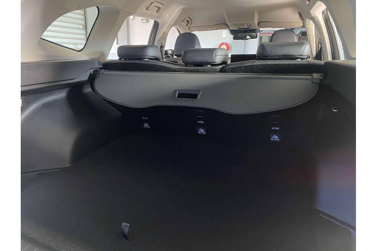 H6 Facelift Lux Auto Hybrid 4X2