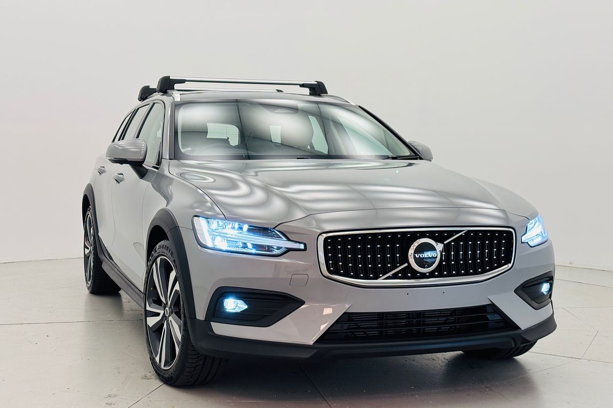 V60 Cross Country Z Series MY25 Ultra B5 Bright Wagon 5dr Geartronic 8sp AWD 2.0T/10kW (Mild Hybrid)