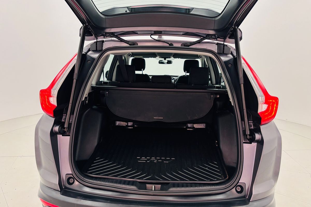 HONDA CR-V 5 Door Automatic VTI-S2 18