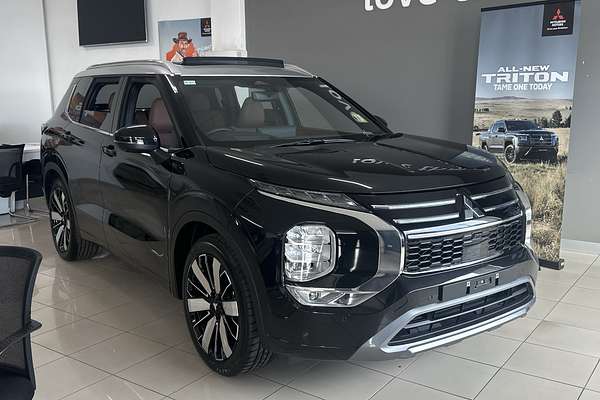 2025 Mitsubishi Outlander Exceed Tourer ZM