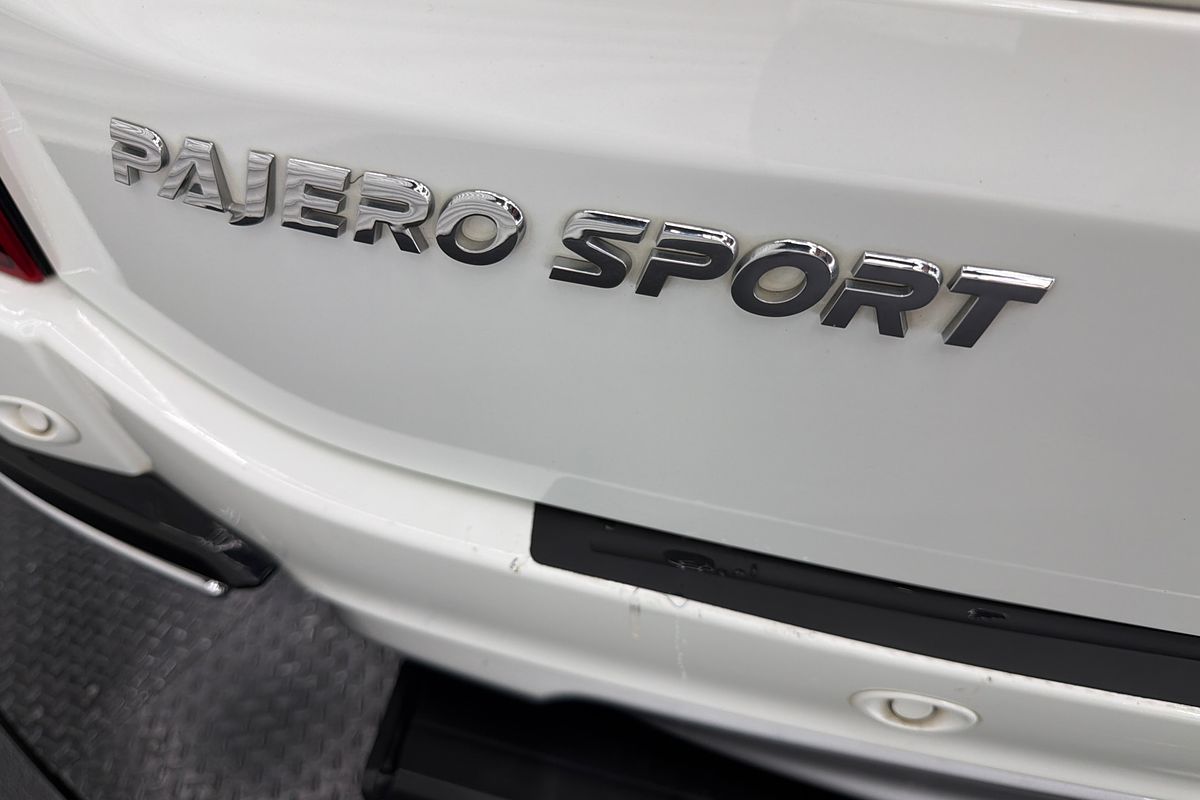 2016 Mitsubishi Pajero Sport GLS QE