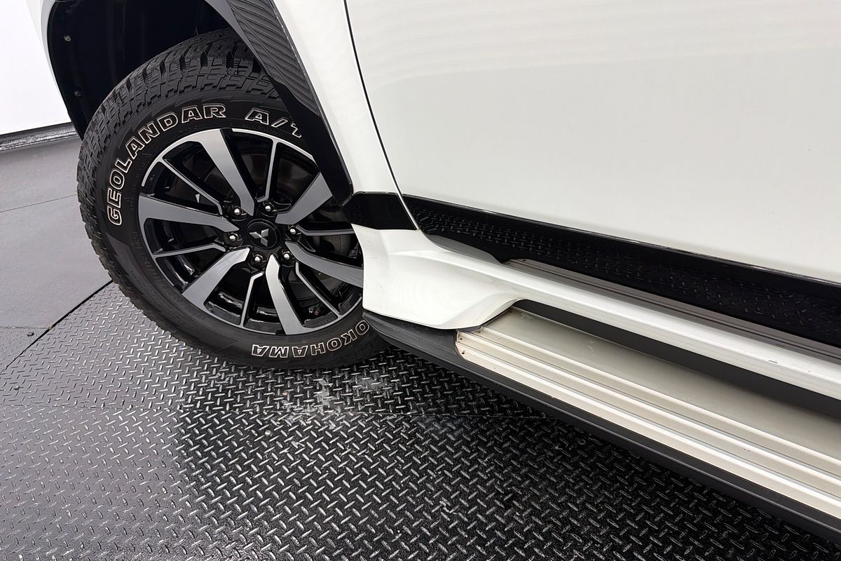 2016 Mitsubishi Pajero Sport GLS QE