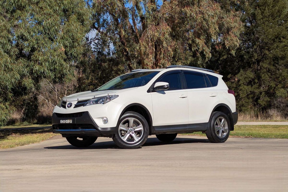 2015 Toyota RAV4 GXL (2WD) ZSA42R MY14 UPGRADE