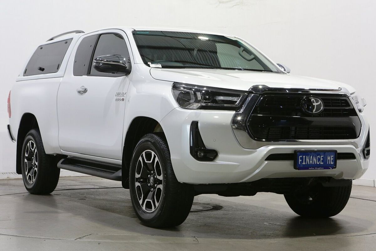 2023 Toyota Hilux SR5 GUN126R 4X4