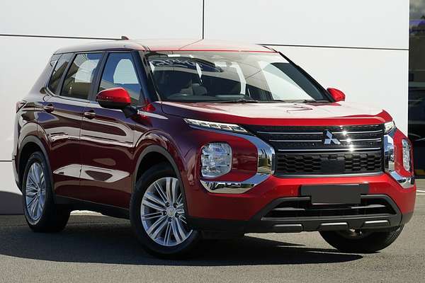 2023 Mitsubishi Outlander ES ZM