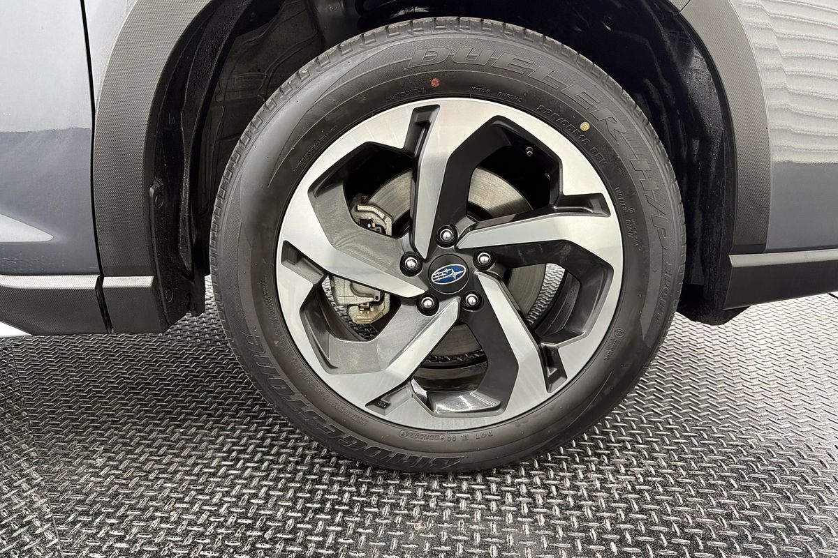2024 Subaru Forester Hybrid S S5
