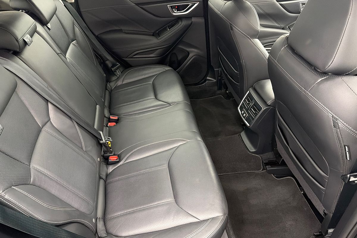 2024 Subaru Forester Hybrid S S5