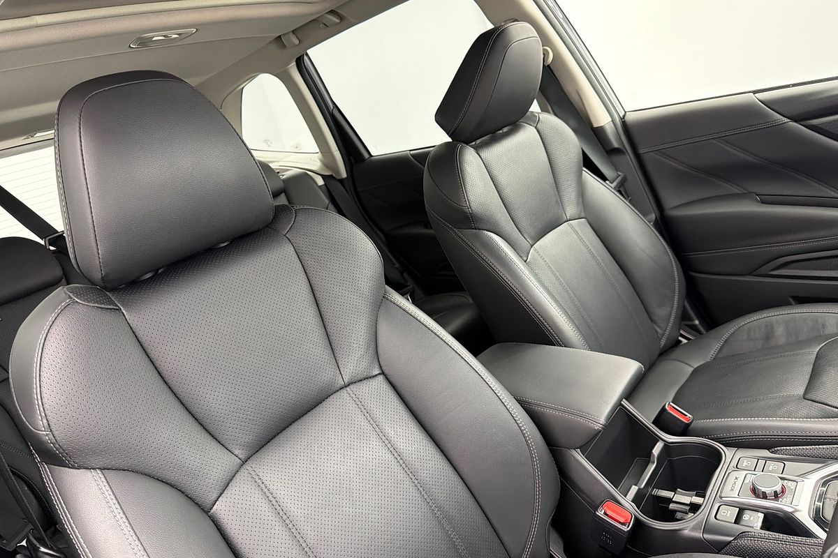 2024 Subaru Forester Hybrid S S5
