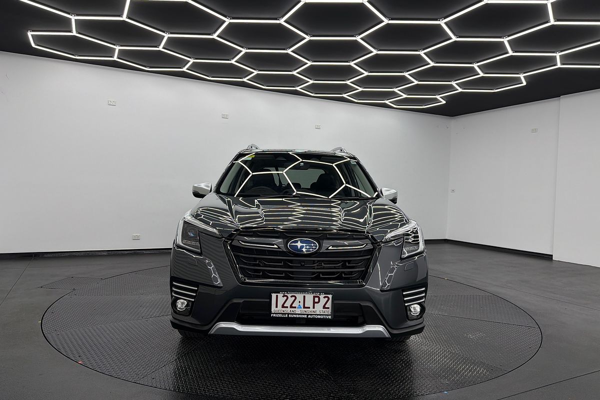 2024 Subaru Forester Hybrid S S5