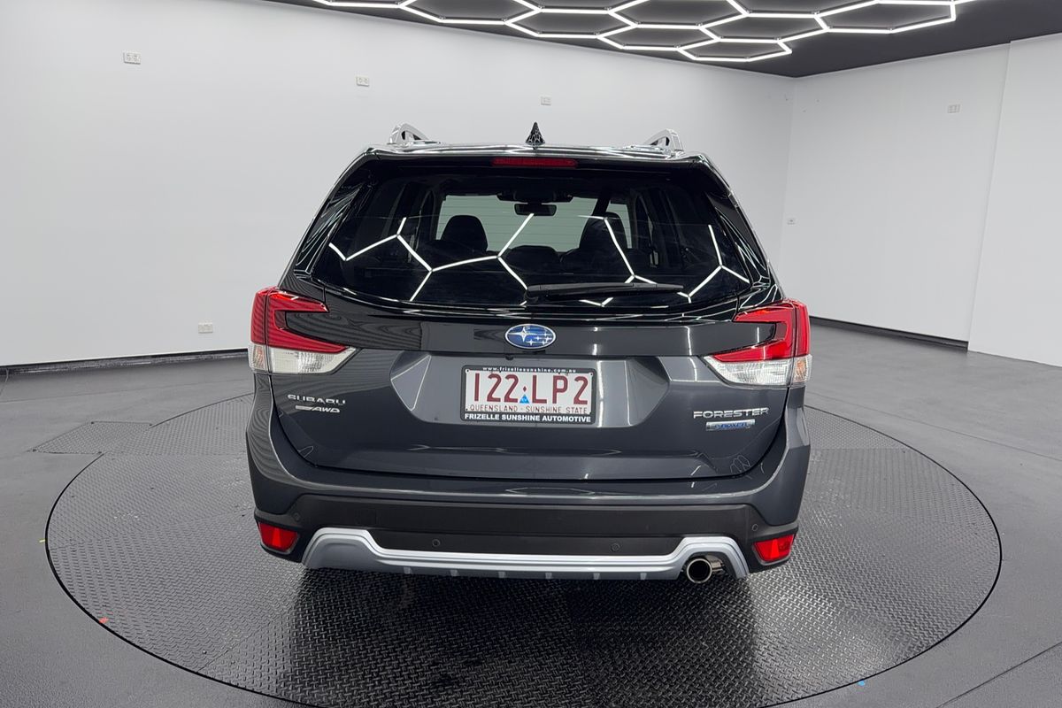2024 Subaru Forester Hybrid S S5