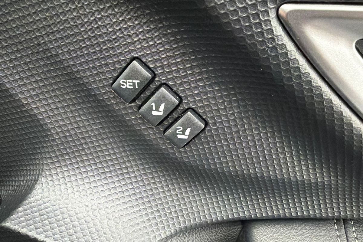 2024 Subaru Forester Hybrid S S5