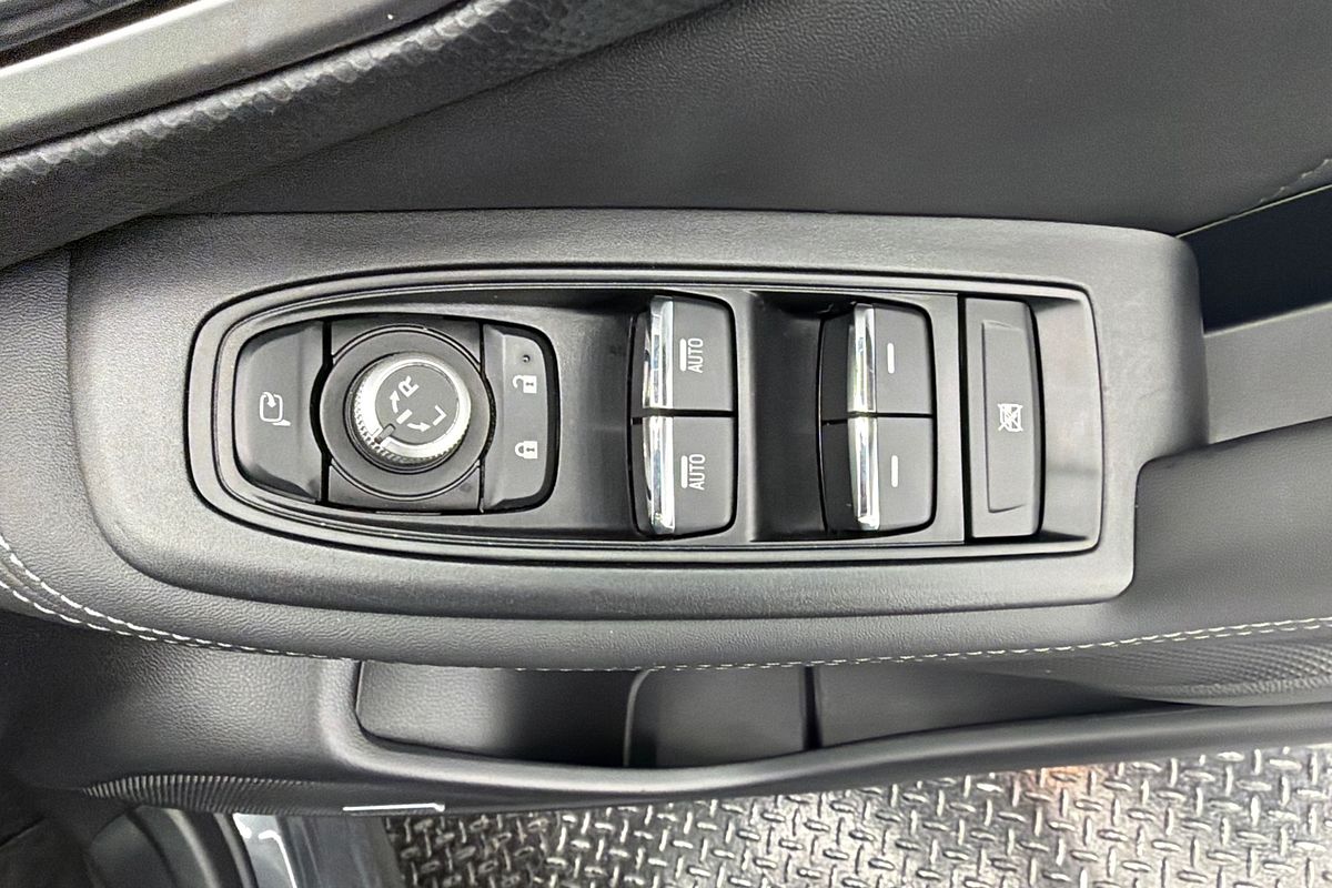 2024 Subaru Forester Hybrid S S5