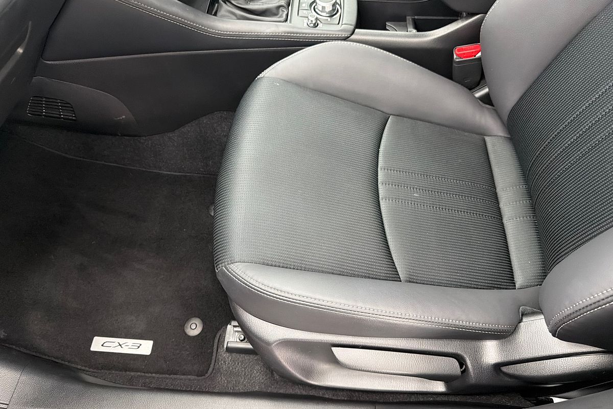 2020 Mazda CX-3 sTouring DK