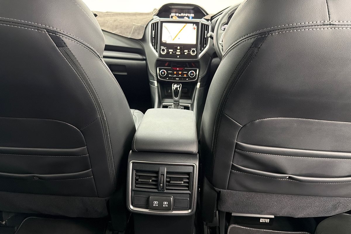 2024 Subaru Forester Hybrid S S5
