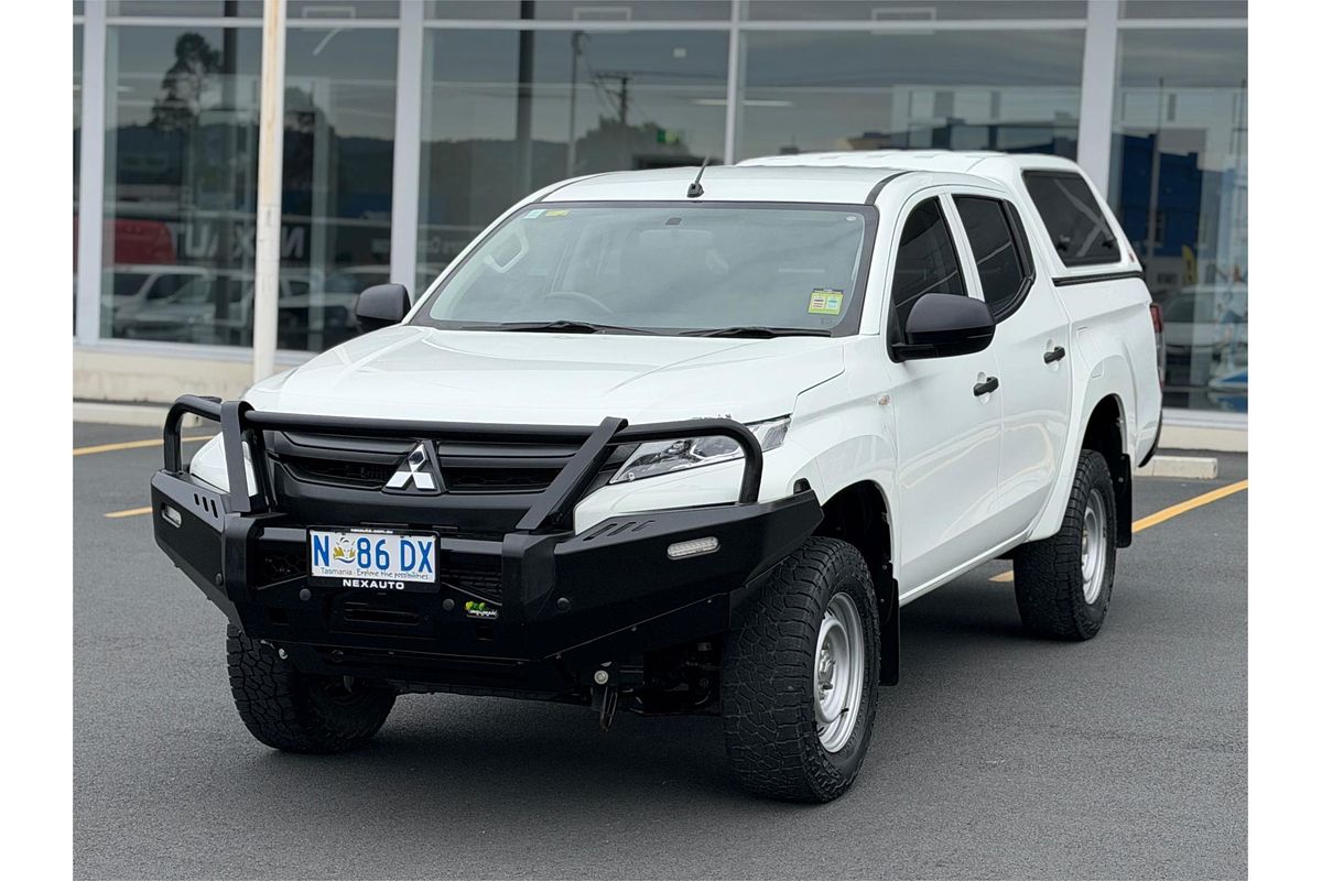 2021 Mitsubishi Triton GLX MR 4X4
