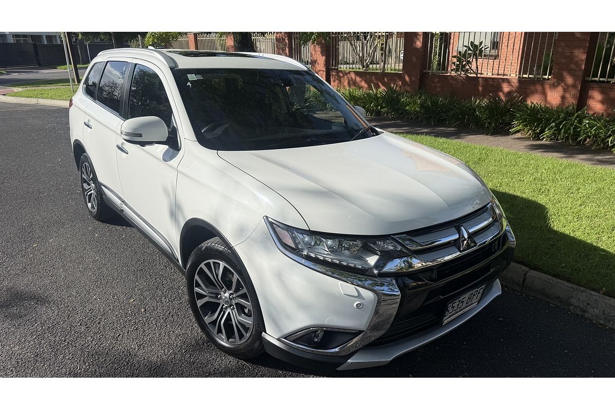 2017 Mitsubishi Outlander Exceed ZK