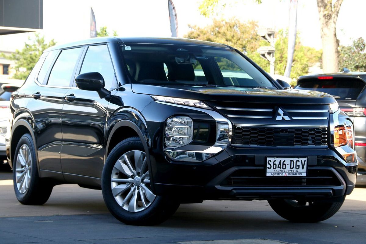 2025 Mitsubishi Outlander ES ZM