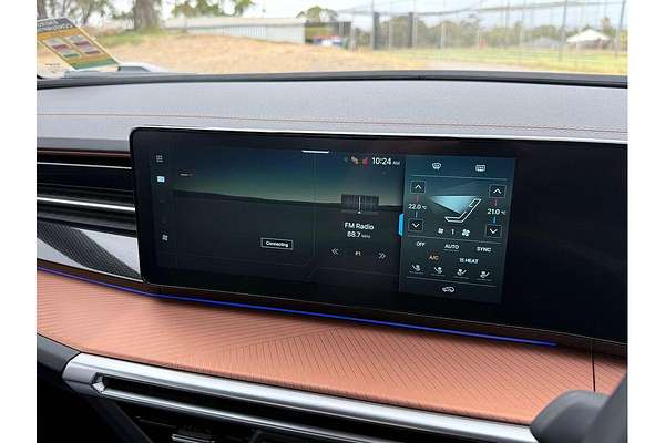 2025 KGM Musso EV AWD O100 4X4 thumb-10