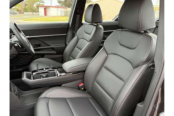 2025 KGM Musso EV AWD O100 4X4 thumb-18