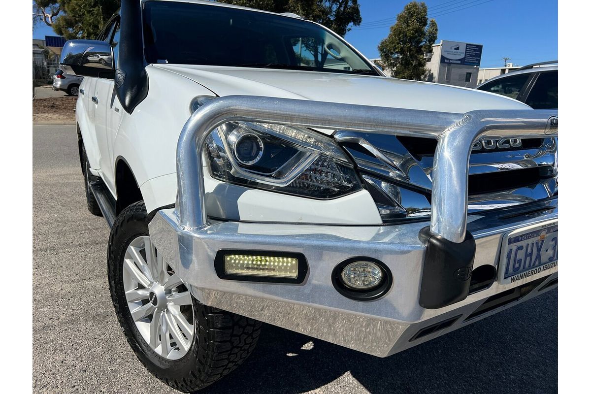 2017 Isuzu MU-X LS-T