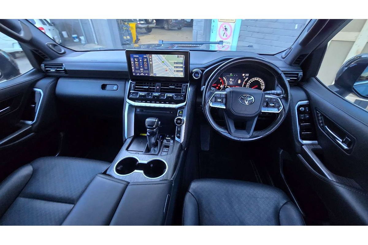 2023 Toyota Landcruiser Sahara ZX FJA300R