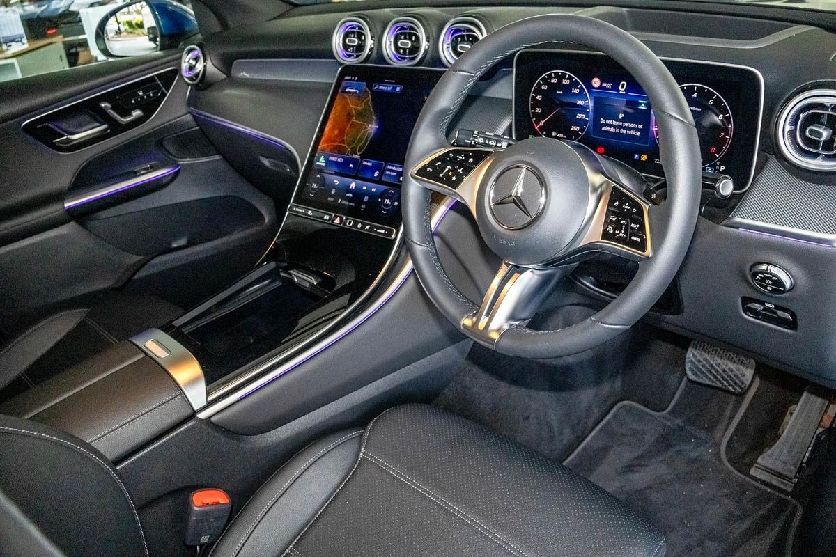 X254 806MY GLC200 WAG 9G 9sp 2 0T/17kW