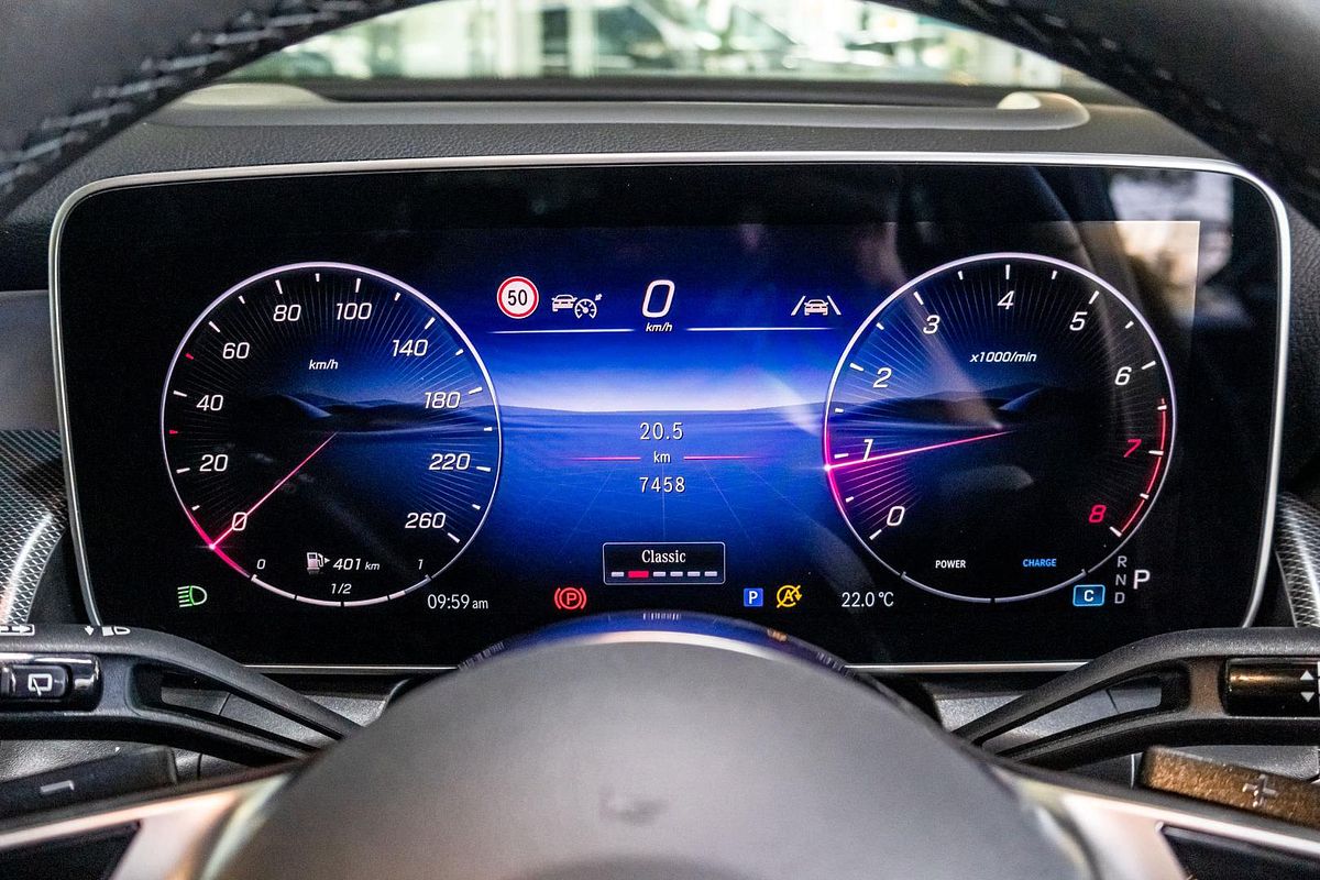 X254 806MY GLC200 WAG 9G 9sp 2 0T/17kW