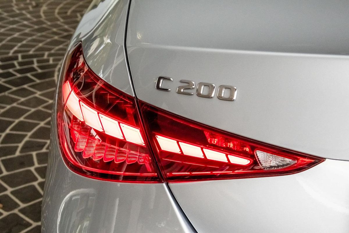 W206 804+054MY C200 SED 4dr 9G 9sp 1.5T/15kW