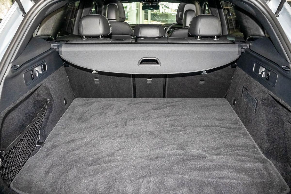 X254 806MY GLC200 WAG 9G 9sp 2 0T/17kW