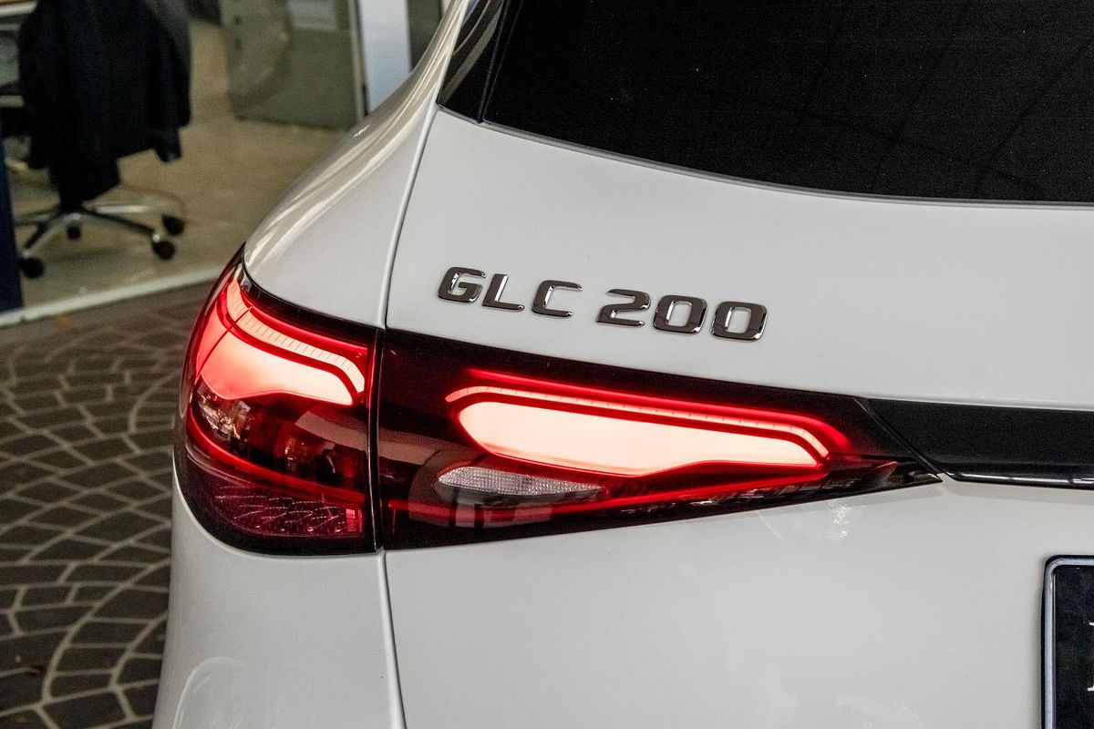 X254 805+055MY GLC200 WAG 9G 9 sp 2.0T/17kW
