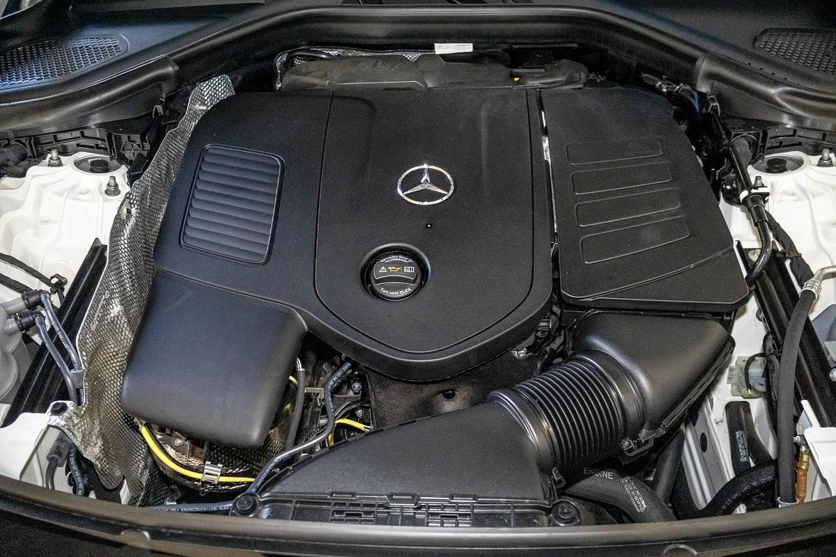 X254 805+055MY GLC200 WAG 9G 9 sp 2.0T/17kW