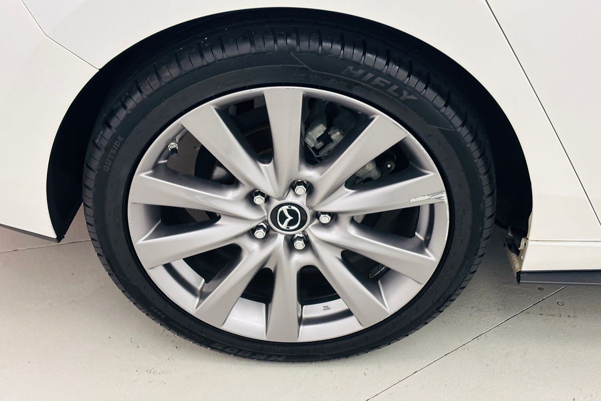 MAZDA3 N 6AUTO SEDAN G20 EVOLVE
