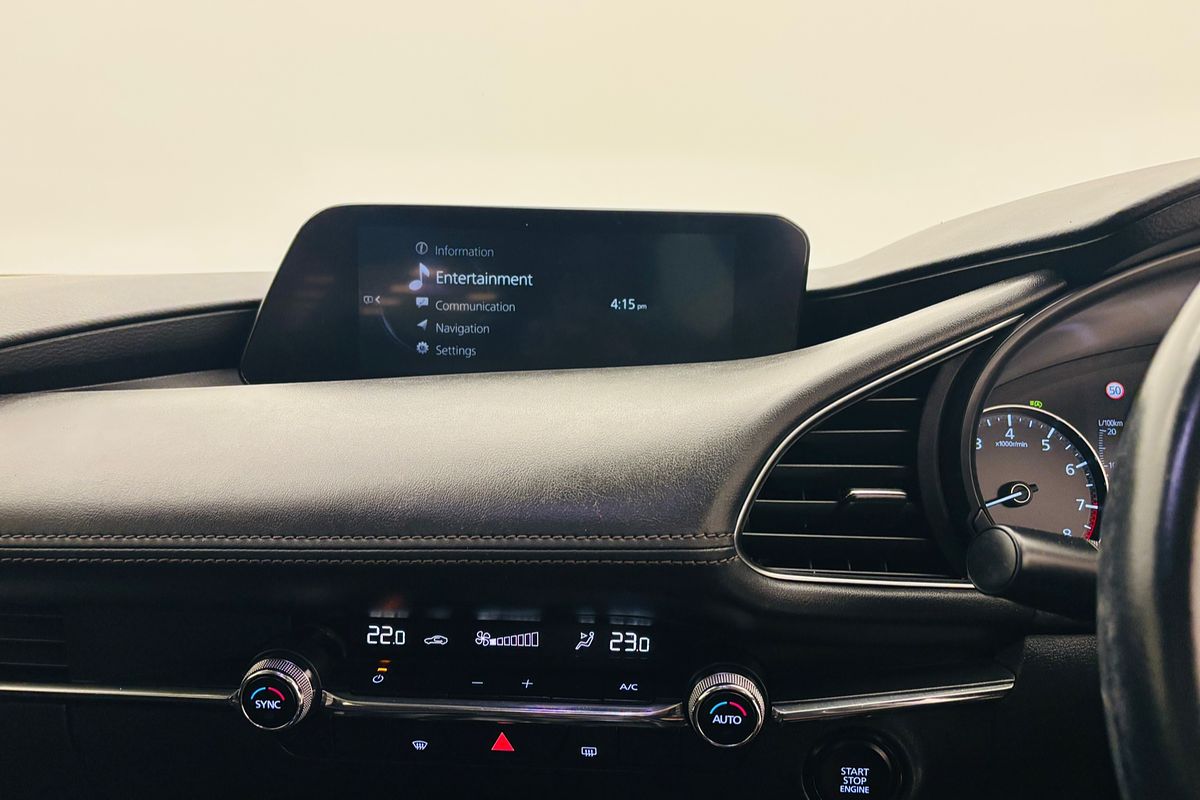 MAZDA3 N 6AUTO SEDAN G20 EVOLVE
