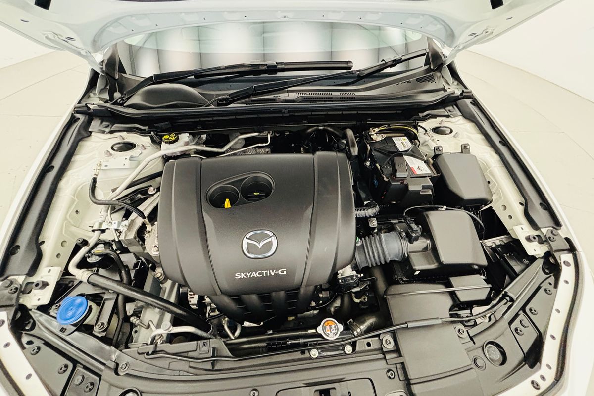 MAZDA3 N 6AUTO SEDAN G20 EVOLVE
