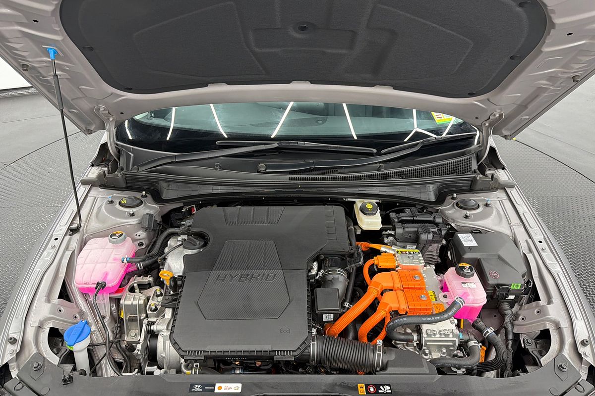 2025 Hyundai i30 Elite Hybrid CN7.V2