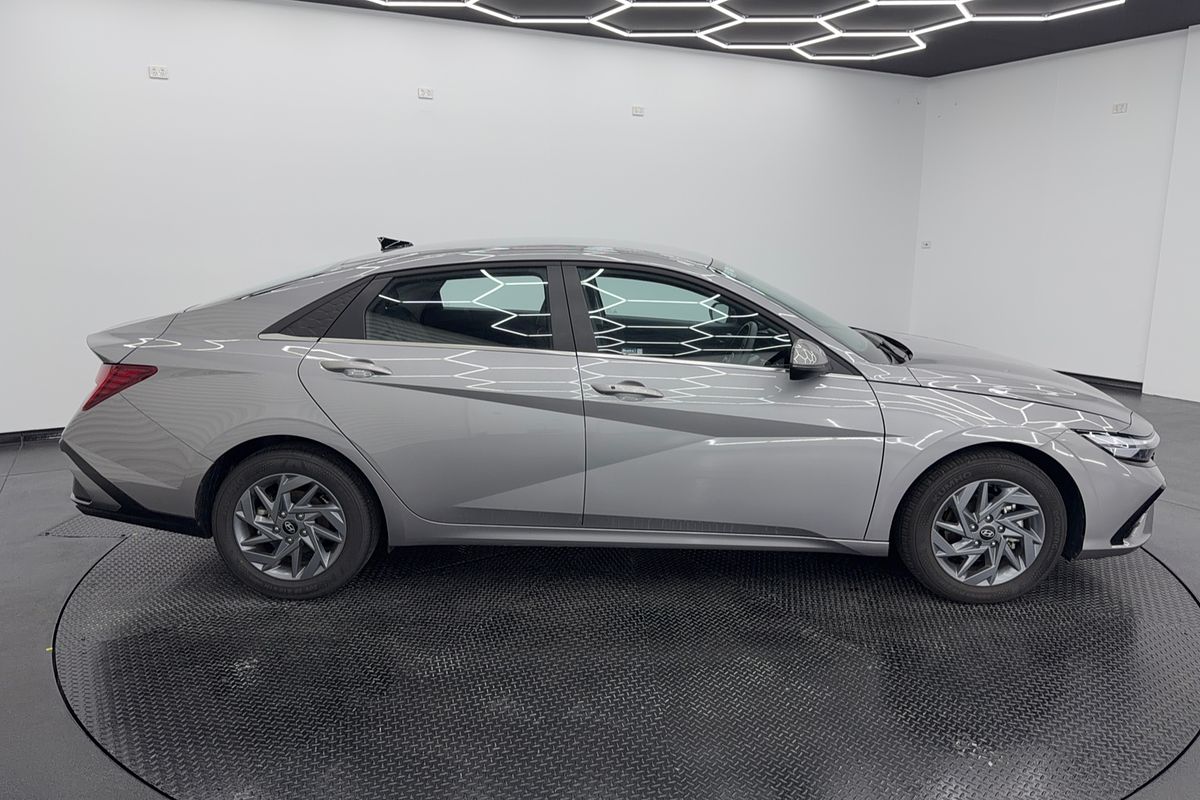 2025 Hyundai i30 Elite Hybrid CN7.V2