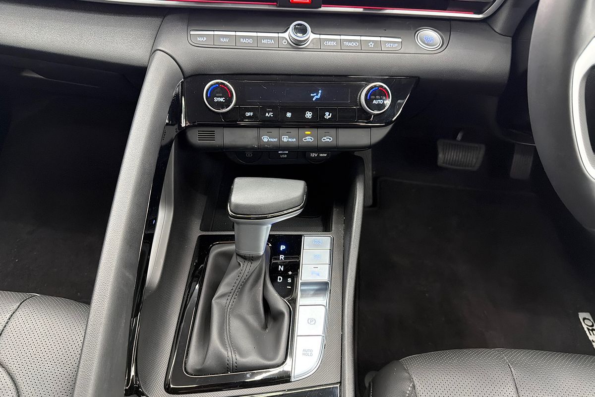 2025 Hyundai i30 Elite Hybrid CN7.V2