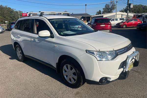 2012 Mitsubishi Outlander ES ZJ