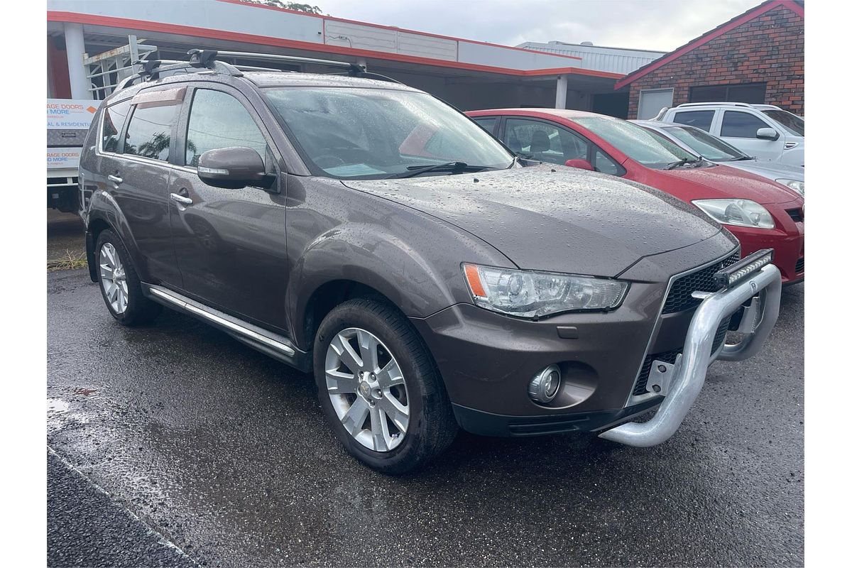 2012 Mitsubishi Outlander VR-X ZH