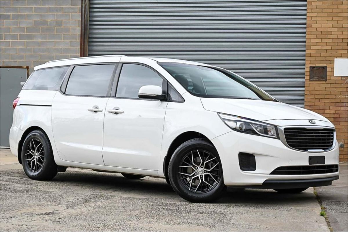 2018 Kia Carnival S YP