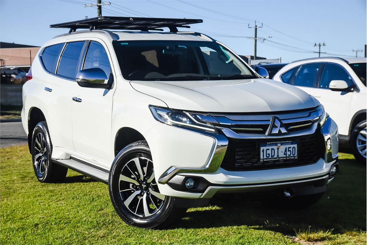 2016 Mitsubishi Pajero Sport GLX QE