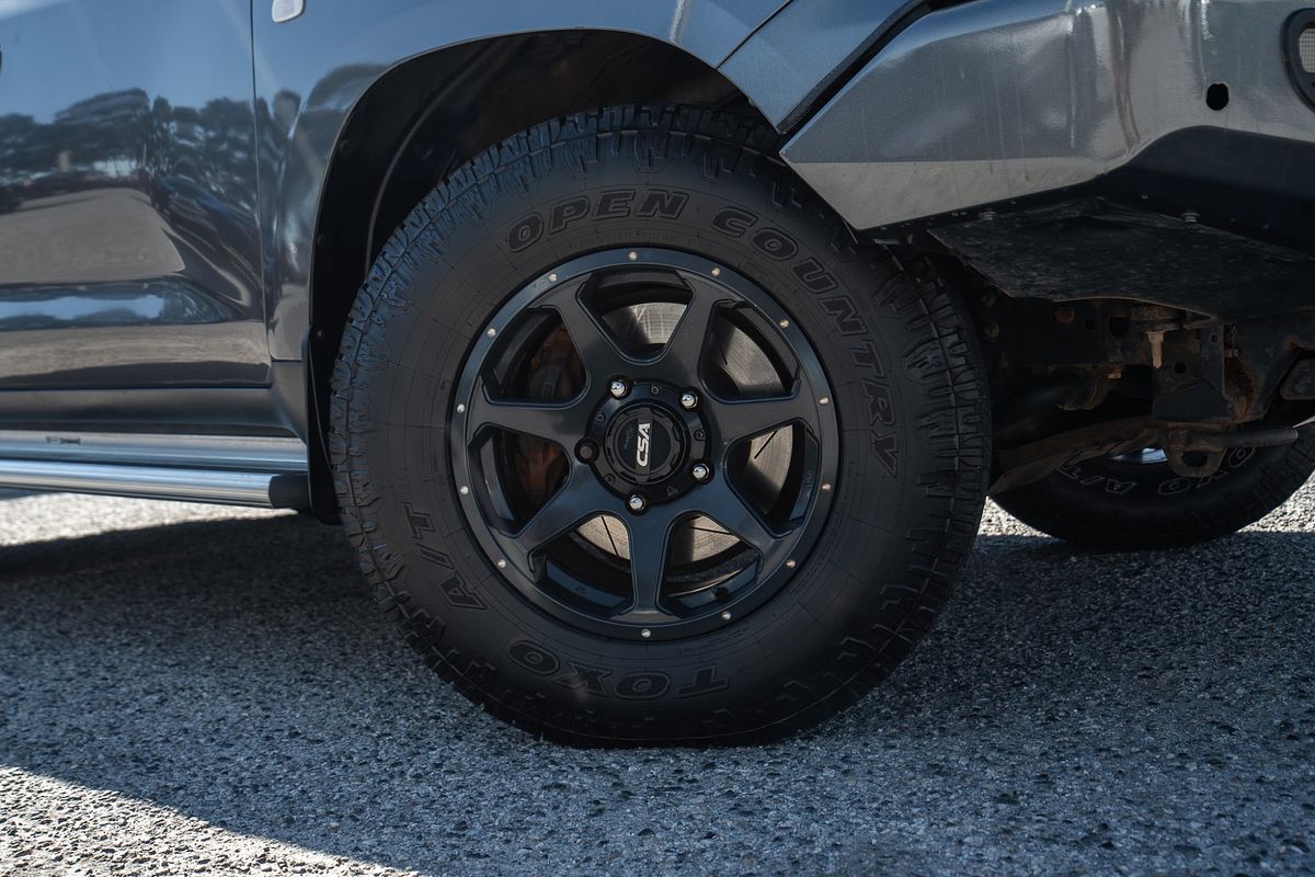 2014 Toyota Landcruiser GX VDJ200R