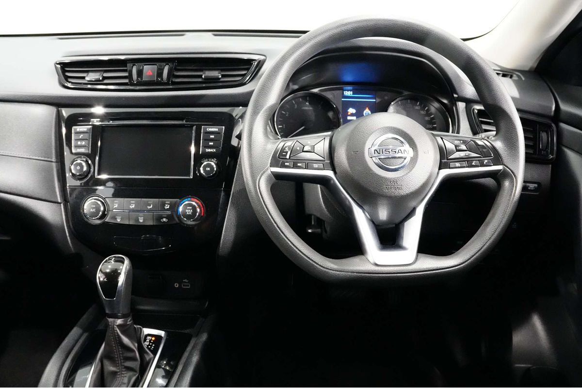 2022 Nissan X-TRAIL ST T32