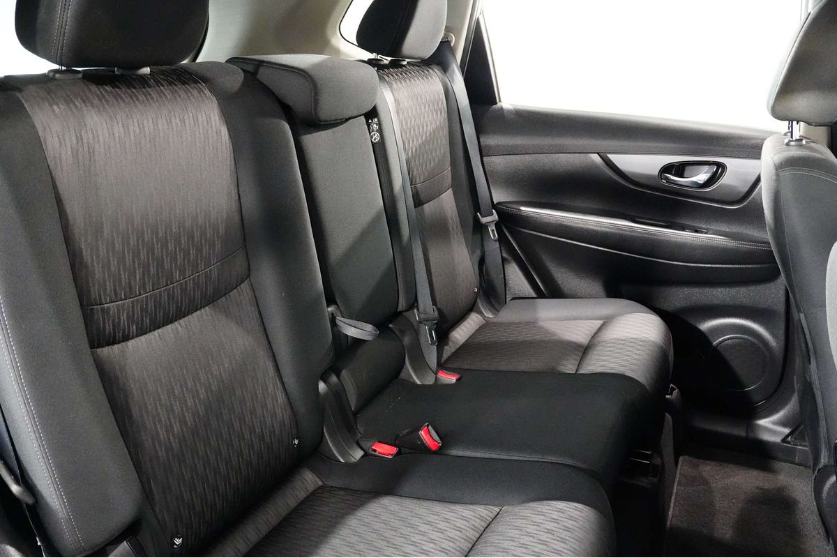 2022 Nissan X-TRAIL ST T32