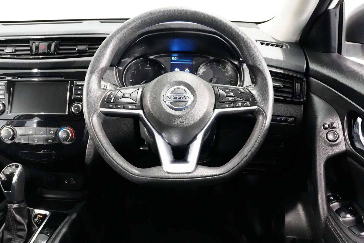 2022 Nissan X-TRAIL ST T32