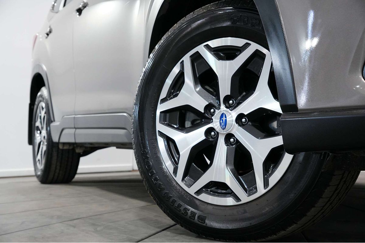 2023 Subaru Forester 2.5i-L S5